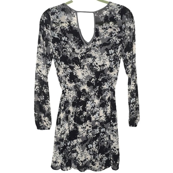 XHILARATION • Grey & Black Sheer Floral Flower Print Long Sleeve Dress - Picture 9 of 11